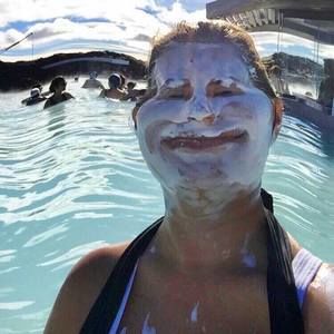 Meet your Posher, Mikaela